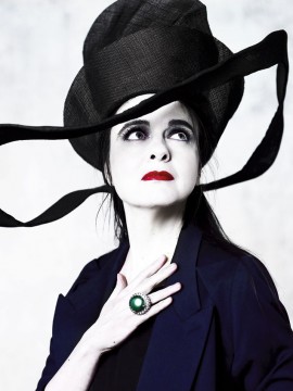 Amélie NOTHOMB Amélie NOTHOMB